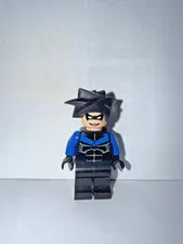LEGO Nightwing batman Minifigure bat015 - good condition