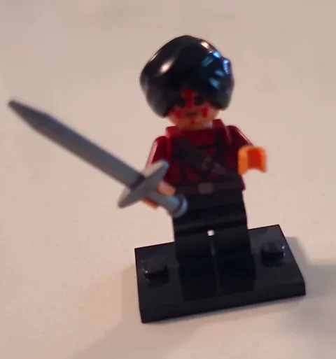 100% Lego Temple guard indiana jones .