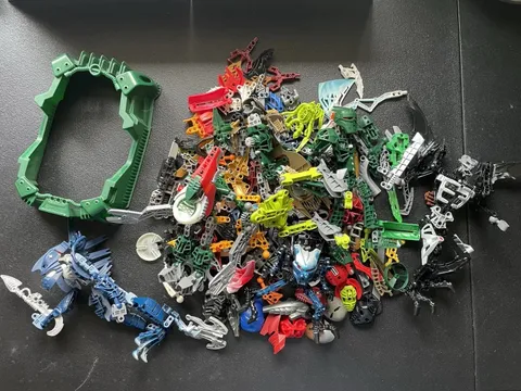 Lego Bionicle Lot: Toa Metru, Phantoka, Piraka, & More