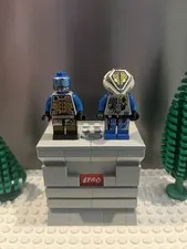 LEGO UFO Zotaxian Blue Officer Space Alien Minifigure sp042 & sp043 6900 6999