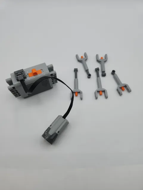 LEGO Power Functions Battery Box and Motor Functional Working With Hydraulics 