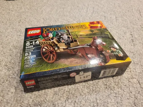 LEGO The Lord of the Rings 9469 - Gandalf Arrives - BRAND NEW & SEALED!