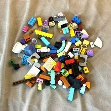 Lego Pieces Assorted Used Weight      04.7 Oz