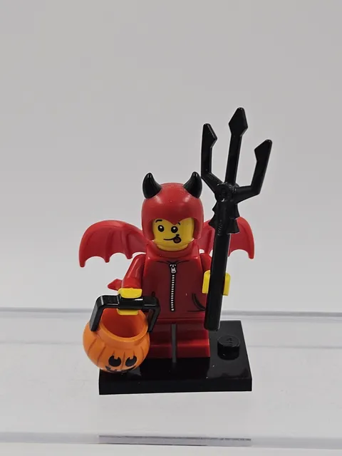 LEGO Series 16 Collectible Minifigures 71013 - Cute Little Devil