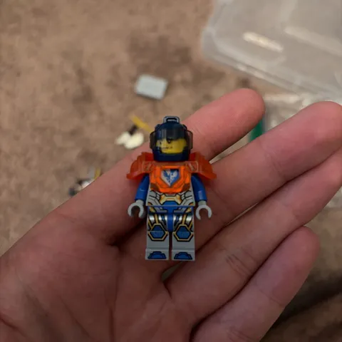 LEGO Nexo Knights Clay Moorington minifigure neon orange armor 271712 nex073 