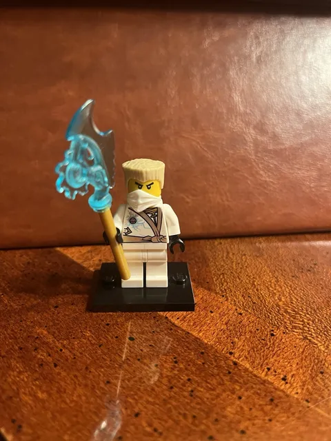 LEGO Ninjago Zane Rebooted Minifigure With Techno Blade 
