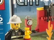 🌸LEGO City: #5613 Firefighter (New)🌸