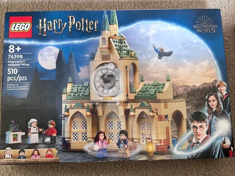 LEGO Harry Potter: Hogwarts Hospital Wing (76398) Factory Sealed
