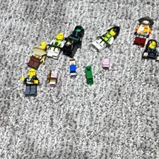 LEGO Minifigures Mixed Lot w/ Assorted Figures, Accessories & Parts