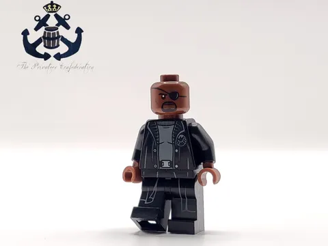 LEGO 2023 MARVEL Minifigure Nick Fury Shield sh0585b From Avengers Tower 76269