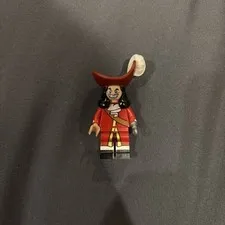 LEGO DISNEY Series 1 Collectible Minifigures 71012 - Captain Hook