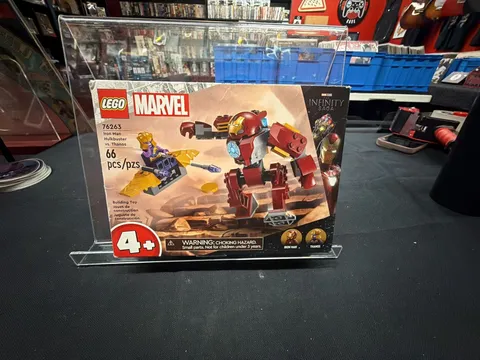 LEGO Marvel Iron Man Hulkbuster vs. Thanos Building Set (76263)