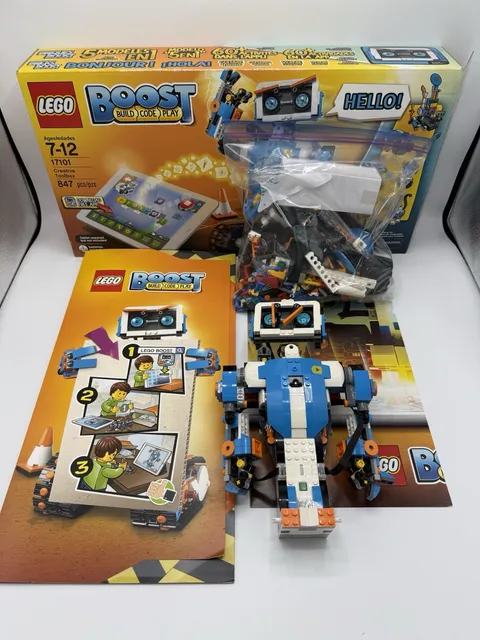 LEGO Boost: Creative Toolbox + Robot (17101) 100% Complete in Box! Built Once!