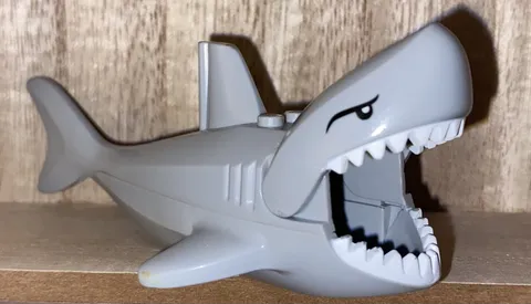 LEGO Great White Shark Grey with Gills Teeth Mini Figure 6243 8633