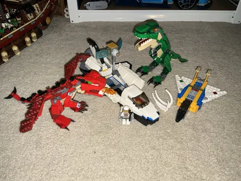 Lego Creator Lot 4 Sets: Mighty Dinosaurs, Red Creatures, Space Shuttle & Soarer