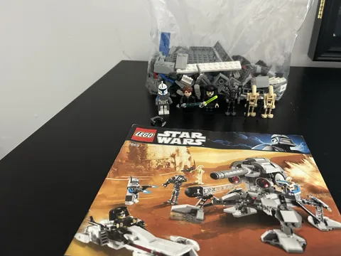 LEGO Star Wars: Battle for Geonosis (7869) 100% Complete + Anakin minifig!