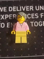 LEGO® twn438 Rollercoaster Visitor Minifigure, From Loop Coaster Set #10303