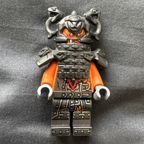 2017 LEGO Ninjago MiniFigure Commander Raggmunk minifig njo0294 set 70624 70627 