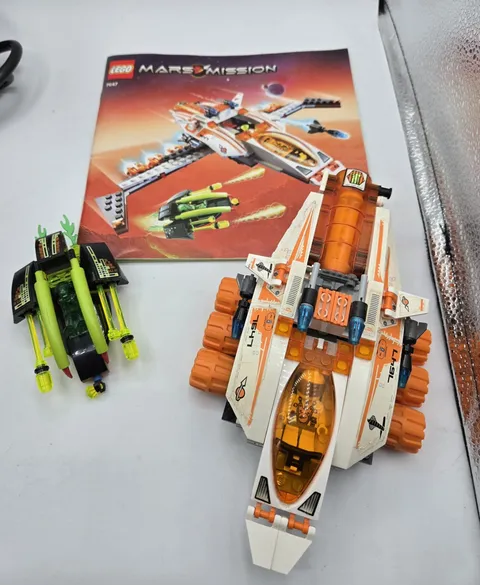 LEGO Mars Mission: Mx-41 Switch Fighter (7647)