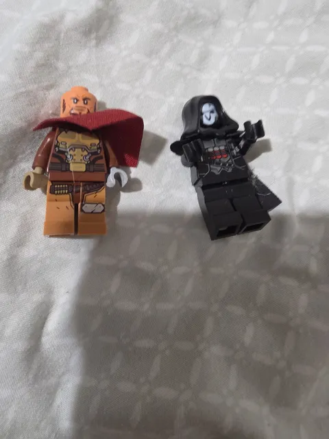 LEGO Mini Figures Minifig Lot Of  2 Mixed Mini Figs  