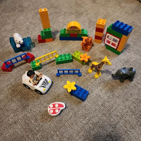 LEGO DUPLO 6136 My First Zoo set - giraffe tiger elephant Incomplete
