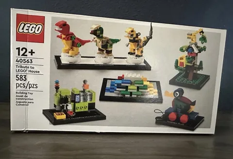 LEGO 40563 Tribute to Lego House & 6346101 Teal VIP  2 X 4 Brick New/Sealed