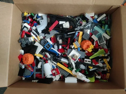 LEGO Bulk Lot 6+ lbs - City, World Racers, Star Wars, Mars Mission, Creator