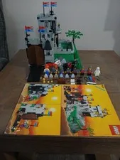 Castle: King's Mountain Fortress 6081 100% Complete w Minifigures & Instructions