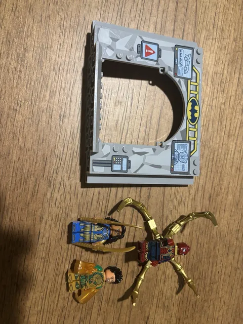 Lego Batman Cave Piece. Spider-Man And Eternal Minifigures.