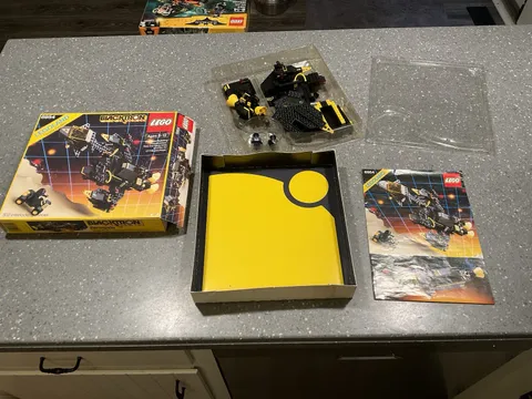 LEGO Space 6954 Renegade Blacktron W/ Box Tray & Inserts