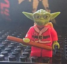 LEGO Yoda Santa Star Wars Minifigure SW0451 Red Outfit Staff Sack Limited.