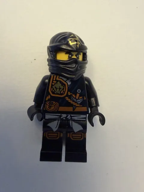 Lego Ninjago - Zukin/Jungle Robe Cole - njo0124