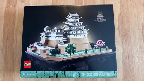 LEGO ARCHITECTURE: Himeji Castle (21060) Sealed New