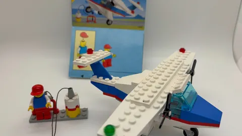 LEGO Town Set 6673 - Solo Trainer plane- Complete with manual
