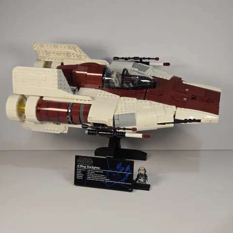 LEGO Star Wars: A-wing Starfighter (75275)