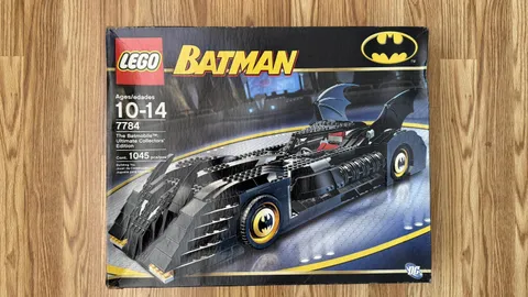 LEGO 7784 Batman Batmobile Ultimate Collector’s Edition – Box, Misssing 4 Pieces