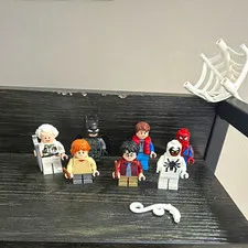 LEGO Minifigure Lot Batman Spider-Man 7 Figures w/ Accessories