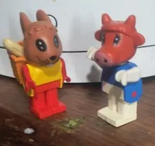 Vintage Legos Fabuland Rufus the rabbit & Carla the Cow 