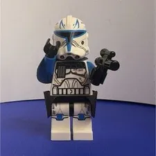 LEGO Star Wars Phase 2 Captain Rex minifigure (sw0450) w/ helmet and blaster