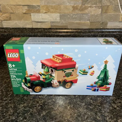 Lego 2024 Holiday/Christmas #40746 Santa’s Delivery Truck New