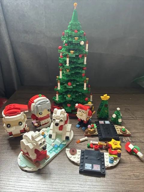 Lego Christmas Lot Sets 40571 40274 40573 30580