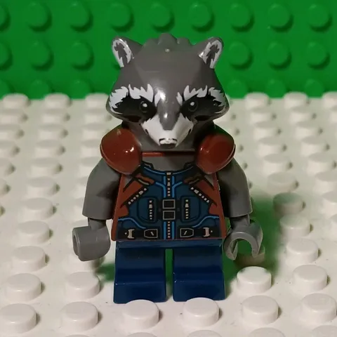 LEGO Rocket Raccoon Minifigure Gray Head Brown Jacket Blue Legs