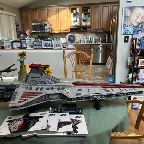 LEGO Star Wars UCS Venator Class Republic Attack Cruiser COMPLETE & INSTRUCTION
