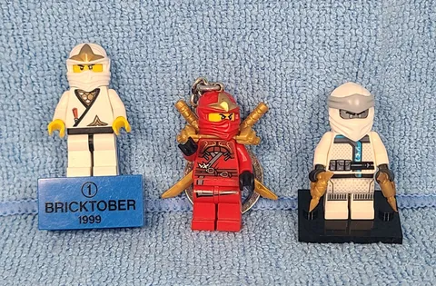 LEGO Ninjago Minifigure Lot Bricktober White Ninja Zane Exclusive Kai Keychain
