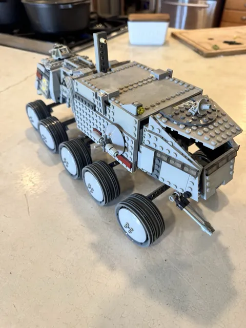 LEGO Star Wars Clone Turbo Tank 8098 Retired Set Missing Pieces No Minifigures