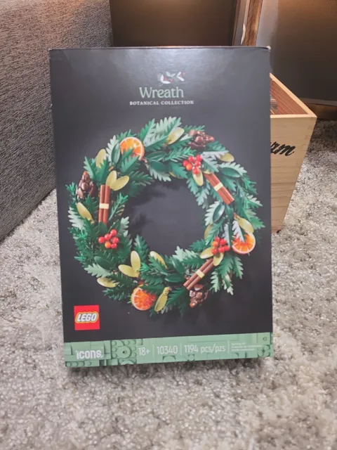 (UNOPENED) LEGO Icons Botanical Collection 10340 Wreath Set 1194pcs w/Separator