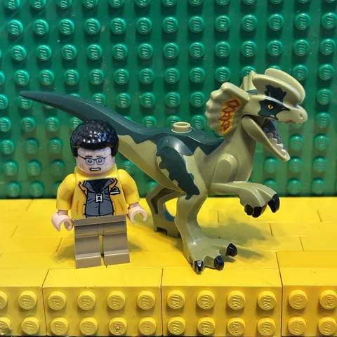 LEGO JURASSIC PARK Dilophosaurus & Dennis Nedry (JW106) Minifigs