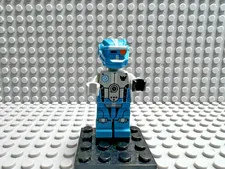 LEGO Space / Galaxy Squad Minifigure - Dark Azure Robot Sidekick - GS007 / 70703