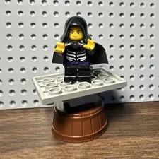 LEGO Minifigures Ninjago Lloyd Garmadon w/cape and hood