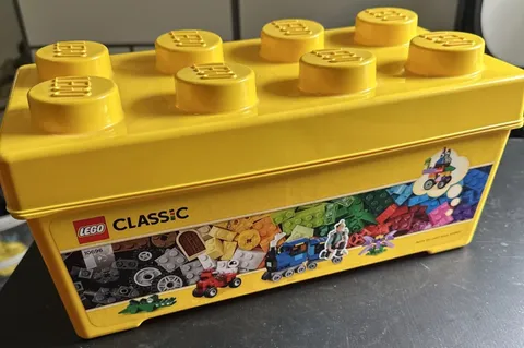 LEGO Stackable Storage BinClassic Series 10696 Yellow